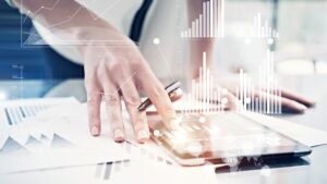 Magister en finanzas, magister en finanzas UC, Magíster en inversiones y finanzas aplicadas UC, Master en Finanzas, Maestría en Inversiones, magister en finanzas, MIFA UC, magister en finanzas e inversiones